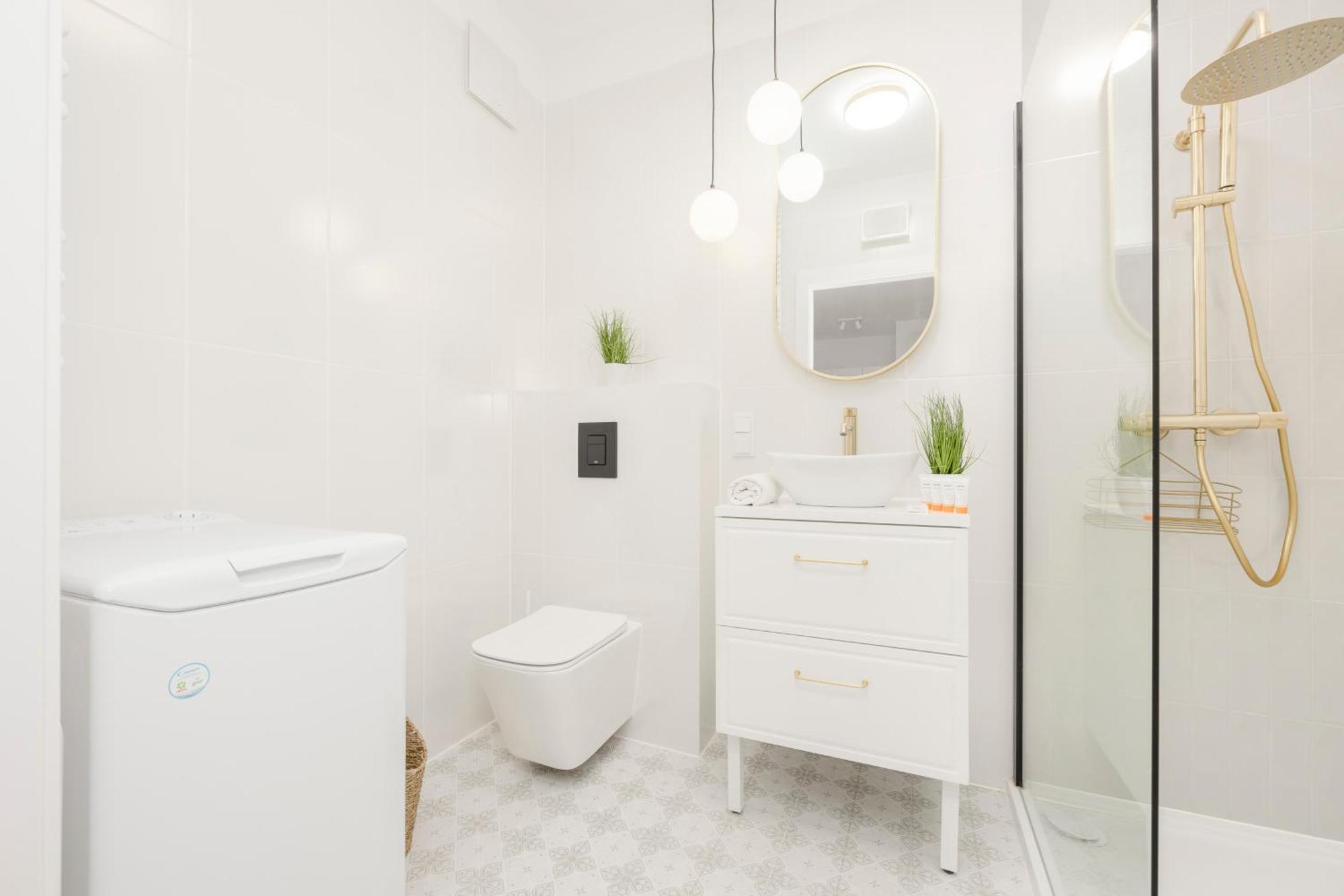 Modern Apartment With Balcony Near Aleje Jerozolimskie By Noclegi Renters Warszawa Eksteriør bilde